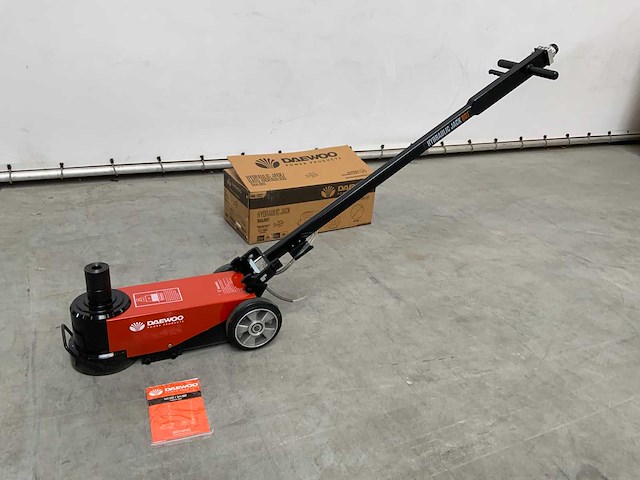 Daewoo - 80t. dahj - garagekrik - afbeelding 1 van  4