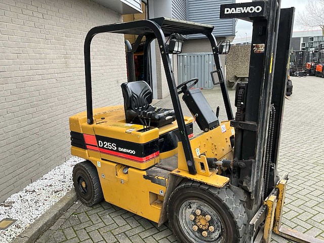 Daewoo - d25s-2 - diesel - vorkheftruck - afbeelding 10 van  14