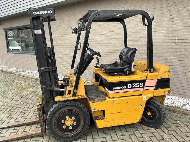 Daewoo - d25s-2 - diesel - vorkheftruck - afbeelding 6 van  13