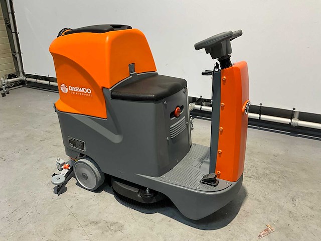 Daewoo - dafr70 - schrobmachine opzit, werkbreedte 56cm, wisserbreedte 80cm - afbeelding 14 van  15