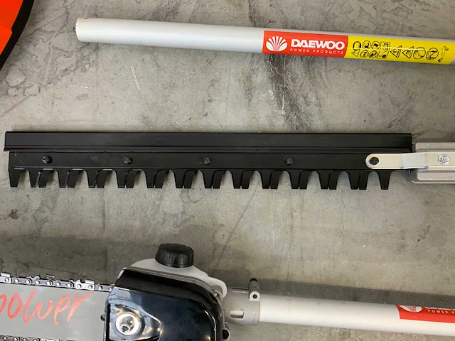 Daewoo - damtx520 - multifunctionele snoeigereedschapsset - afbeelding 7 van  10
