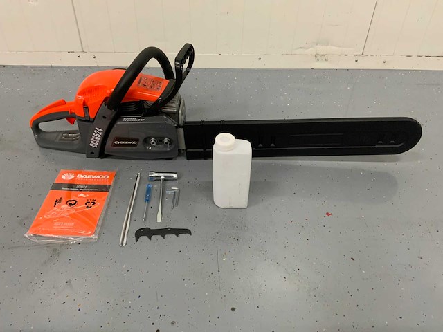 Daewoo - dcs6524 - kettingzaag - 2,9kw - afbeelding 9 van  9