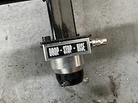 Daewoo - garagekrik dahj 50 ton pneumatisch hydraulisch - afbeelding 12 van  13