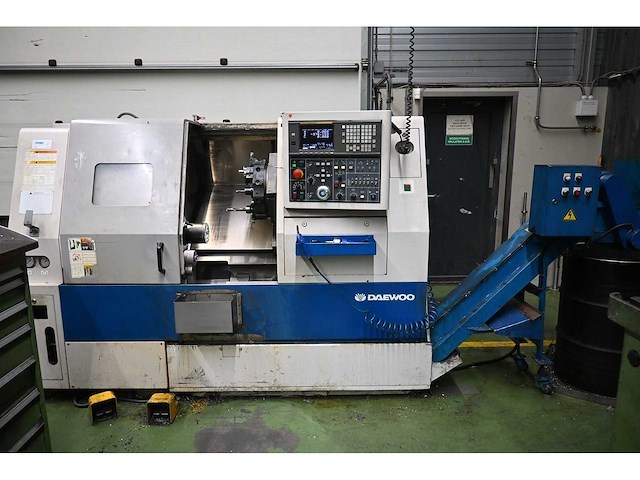 Daewoo - puma 200mc - cnc-draaibank - afbeelding 1 van  8