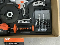 Daewoo accu gereedschapset u-force 4 in 1 gereedschap - 2 accu's - accu lader - afbeelding 5 van  8
