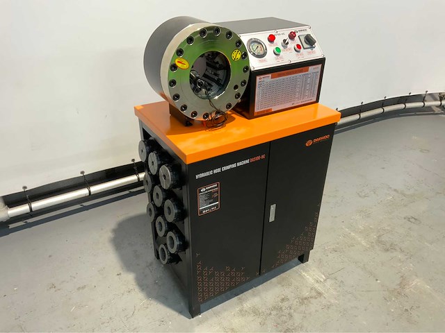 Daewoo da5100-hc - hydraulische slangen pers - krimpbereik: 15-63mm - 3000w - afbeelding 1 van  16