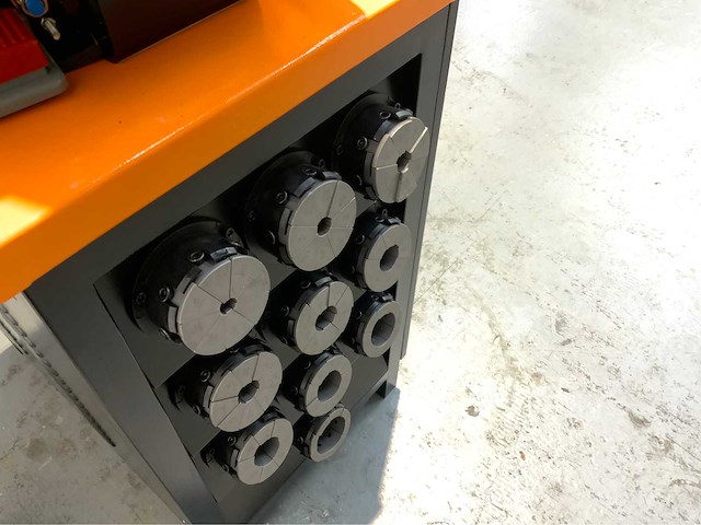Daewoo da5100-hc - hydraulische slangen pers - krimpbereik: 15-63mm - 3000w - afbeelding 15 van  16