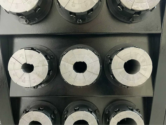 Daewoo da5100-hc - hydraulische slangen pers - krimpbereik: 15-63mm - 3000w - afbeelding 2 van  16