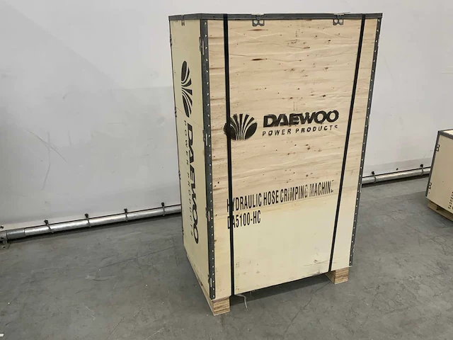 Daewoo da5100-hc hydraulische slangenpers - afbeelding 3 van  13