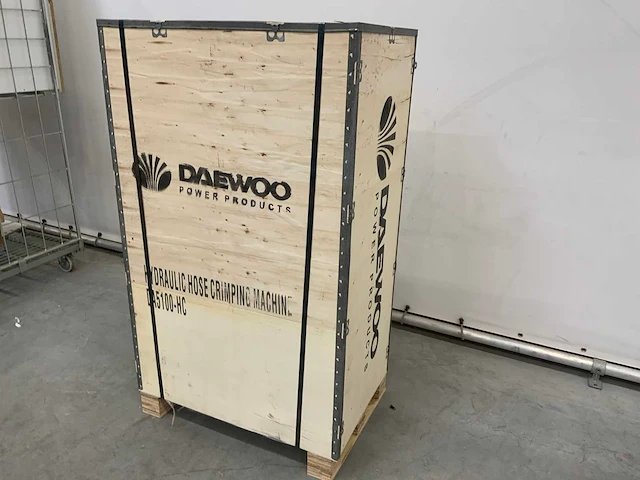 Daewoo da5100-hc hydraulische slangenpers - afbeelding 7 van  12