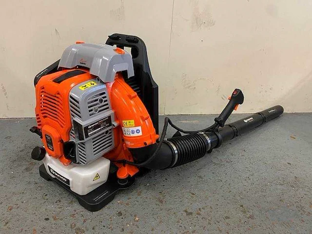 Daewoo dabl7662 - bladblazer 4-takt - 2,2kw - 7000 t/min - afbeelding 1 van  16
