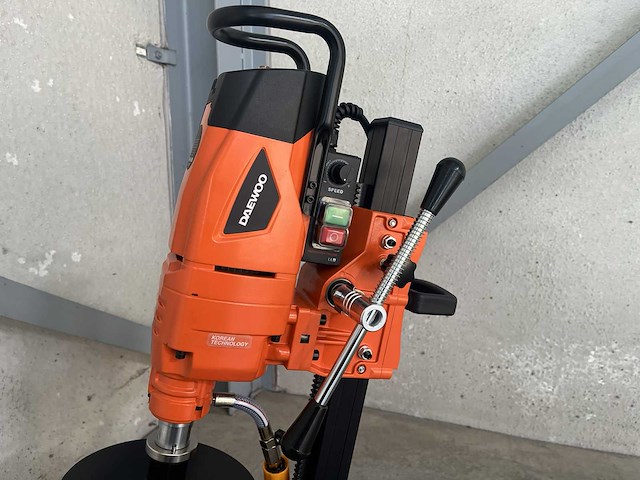 Daewoo dadk-d230be diamant kernboormachine - afbeelding 9 van  16