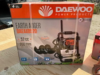 Daewoo daeaxb520 benzine grondboor met 4 grondboren – nieuw in doos - afbeelding 6 van  6