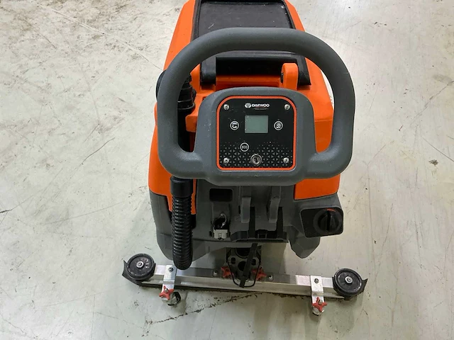 Daewoo dafl50a schrobmachine - afbeelding 3 van  7