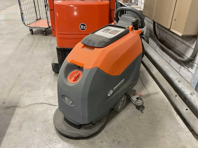 Daewoo dafl50a schrobzuigmachine - afbeelding 1 van  4
