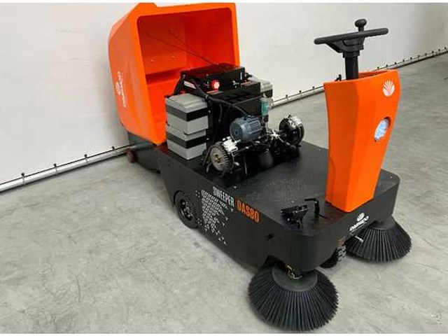 Daewoo das80 elektrische opzit veegmachine - veegbreedte 125 cm - afbeelding 6 van  6