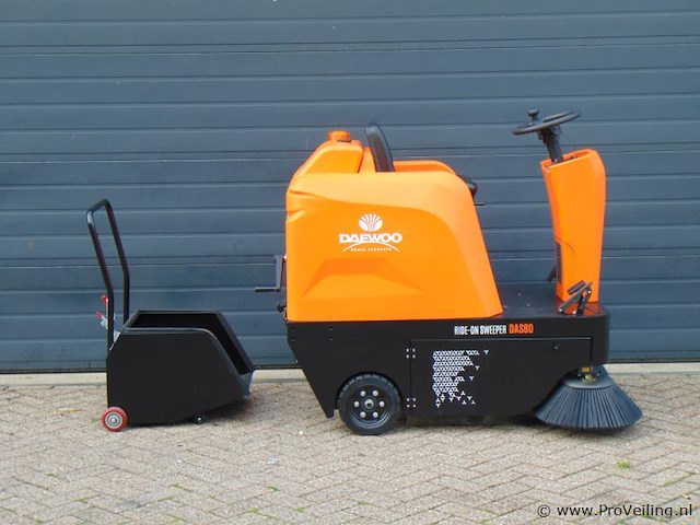 Daewoo das80 schoonmaakwagen - afbeelding 15 van  16