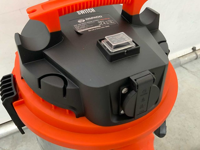 Daewoo davc1200-30l industriële nat- droogstofzuiger - afbeelding 2 van  7