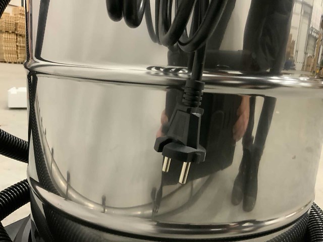 Daewoo davc3000-80l industriële nat- droogstofzuiger - afbeelding 3 van  11