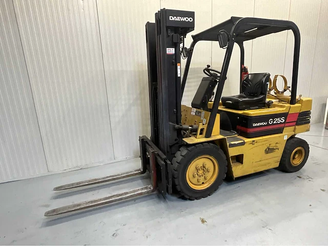 Daewoo g25s-2 - vorkheftruck triplex - freelift - sideshift - 2002 uur - afbeelding 14 van  16