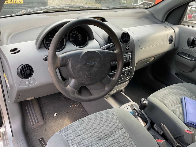 Daewoo kalos 1.4-16v class 06-lv-gr - afbeelding 9 van  30