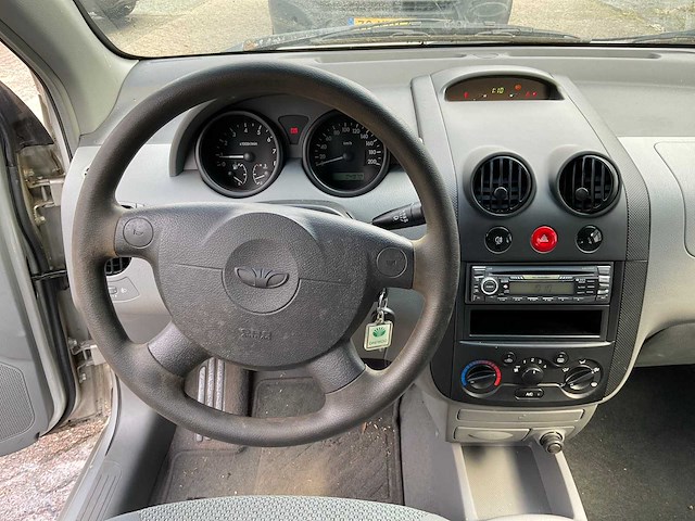 Daewoo kalos 1.4-16v class 06-lv-gr - afbeelding 11 van  30