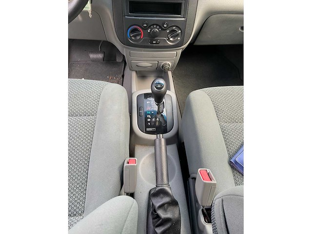 Daewoo kalos 1.4-16v class 06-lv-gr - afbeelding 14 van  30