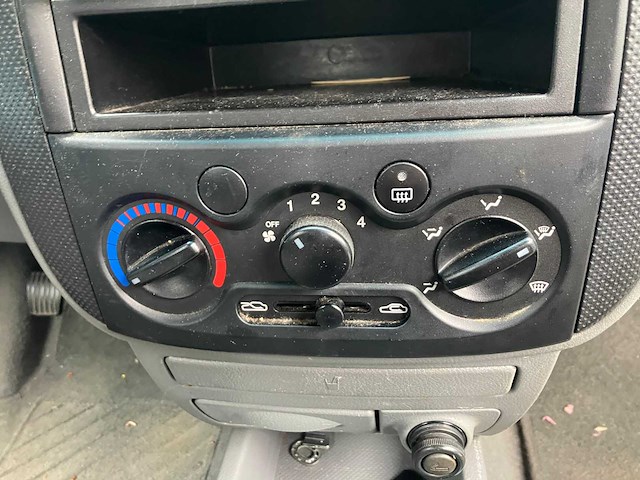 Daewoo kalos 1.4 spirit, 49-lz-zg - afbeelding 3 van  14