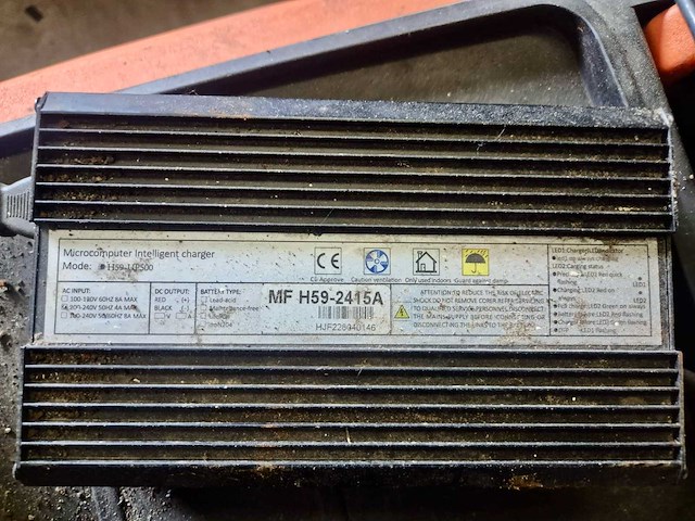 Daewoo schoonmaakwagen - afbeelding 6 van  9
