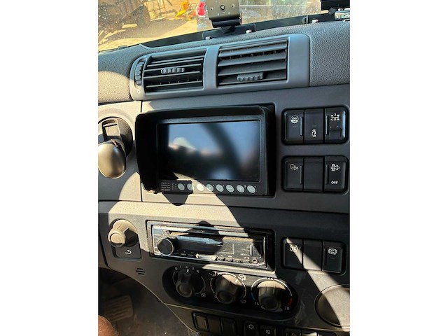 Daf - 2014 - cf - vrachtwagen - afbeelding 1 van  6