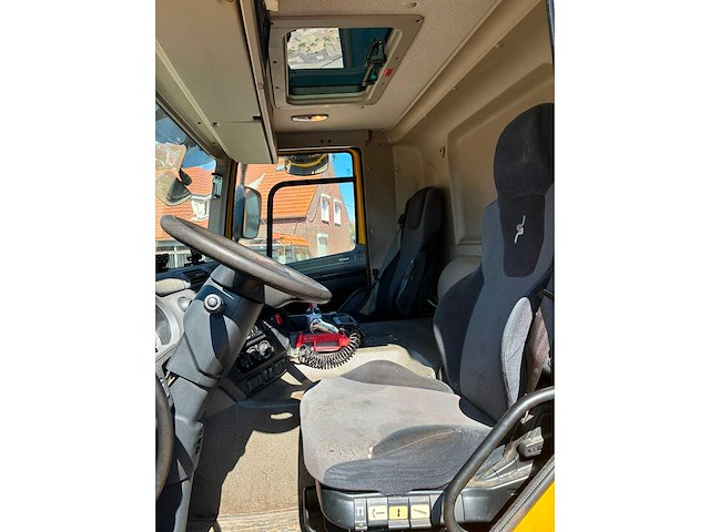 Daf - 2014 - cf - vrachtwagen - afbeelding 2 van  6