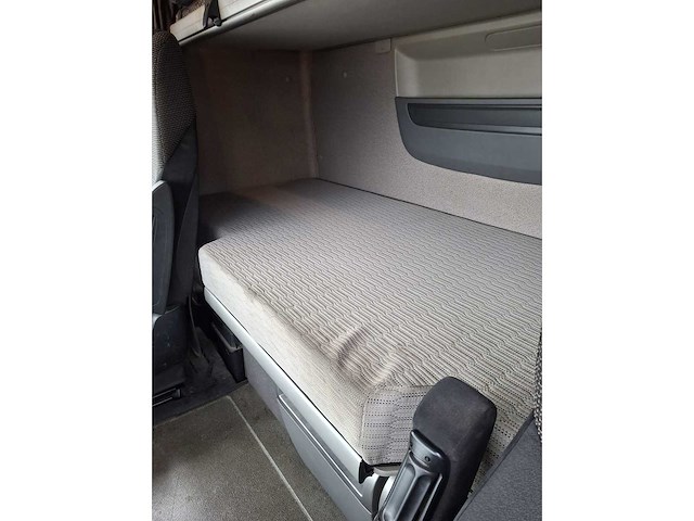 Daf - 2016 - h4gn3 / xf euro 6 - vrachtwagen - afbeelding 13 van  19