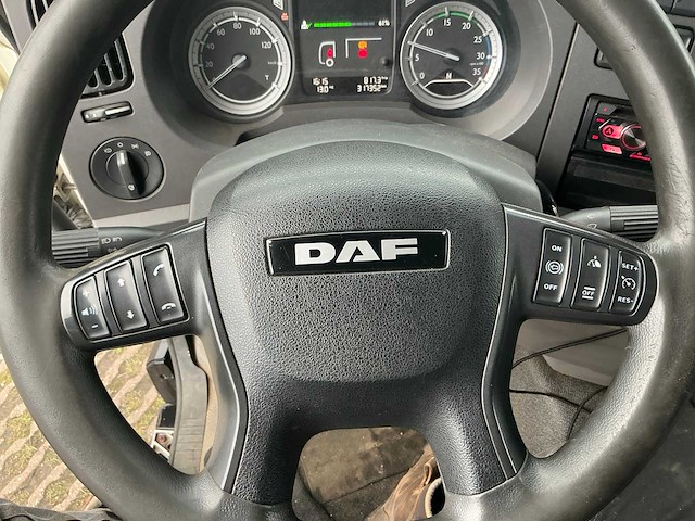 Daf - 2016 - lf 280 fa - vrachtwagen - afbeelding 26 van  44
