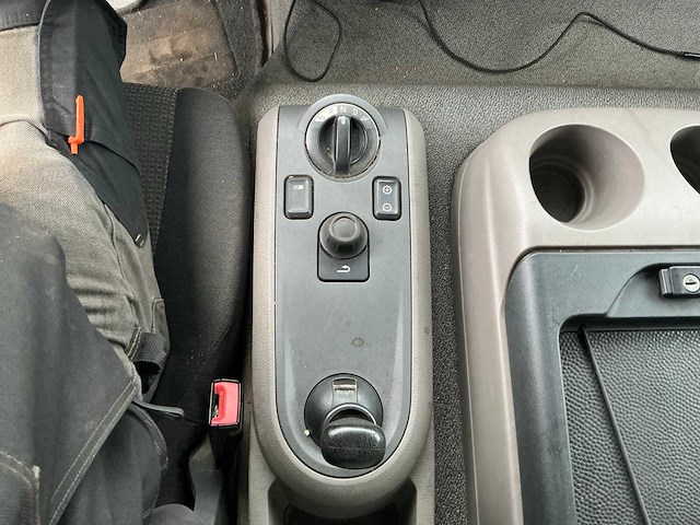 Daf - 2016 - lf 280 fa - vrachtwagen - afbeelding 28 van  40