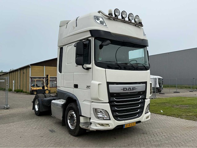 Daf - 2017 - xf460ft - vrachtwagen - afbeelding 12 van  29