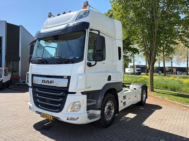 Daf - 2018 - cf 85-450 - vrachtwagen - afbeelding 1 van  14