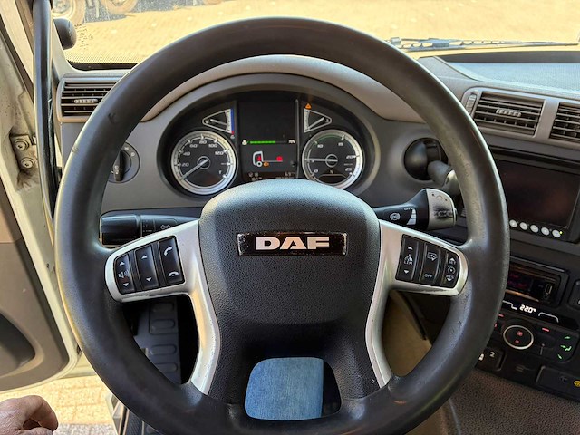 Daf - 2018 - cf 85-450 - vrachtwagen - afbeelding 12 van  14