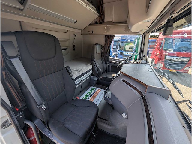 Daf - 2018 - xf 530 fan - vrachtwagen - afbeelding 24 van  38