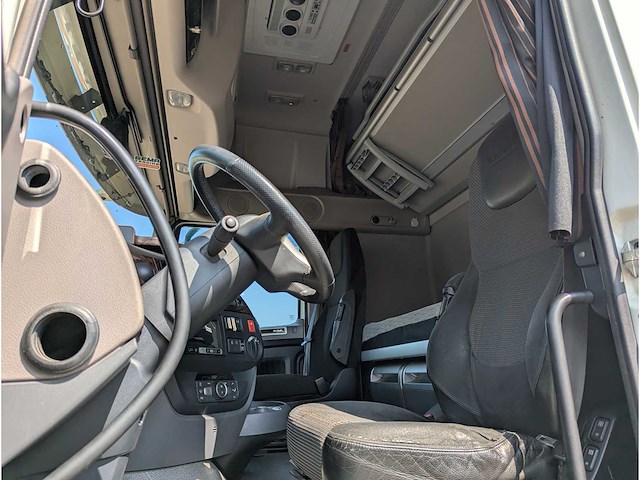 Daf - 2018 - xf 530 fan - vrachtwagen - afbeelding 26 van  38