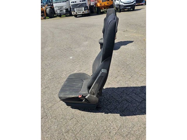 Daf - 2020 - lf 2020 - vrachtwagen stoel - afbeelding 6 van  7