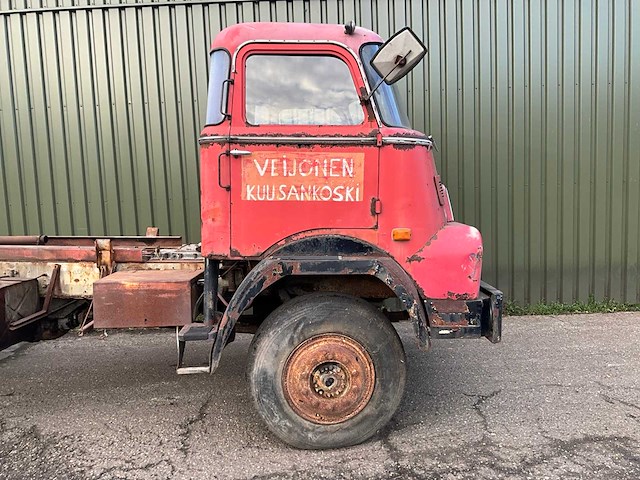 Daf - 6x4 - vrachtwagen - afbeelding 26 van  33