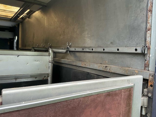 Daf - ae08cn - gesloten vrachtwagen / paardenwagen - afbeelding 33 van  40