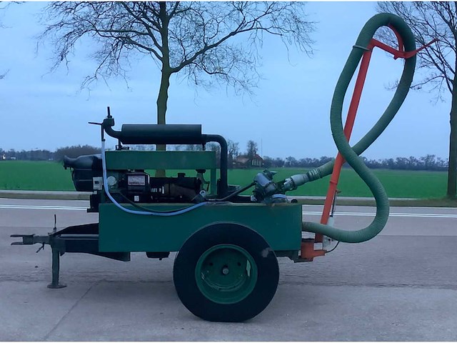 Daf - bt 615 - beregeningspomp - afbeelding 1 van  9