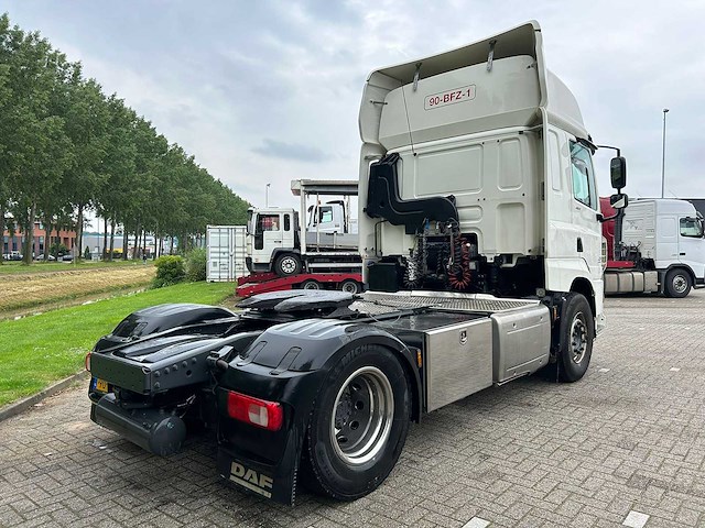 Daf - cf 460 ft spacecab - vrachtwagen - afbeelding 12 van  18