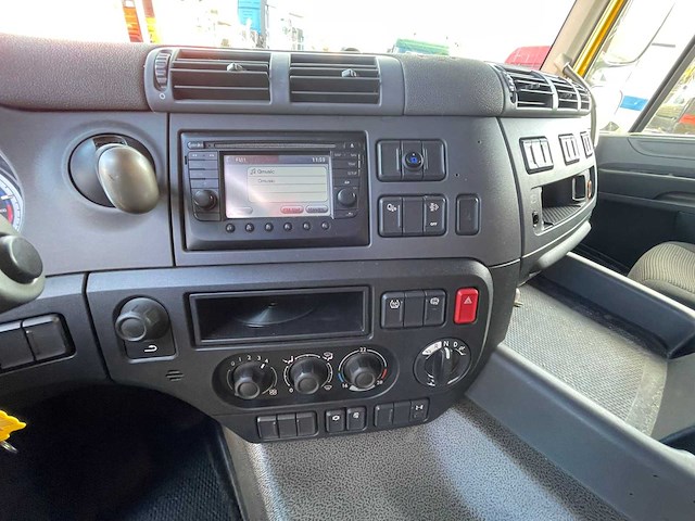 Daf - cf trekker 4x2 440 - vrachtwagen - afbeelding 8 van  17