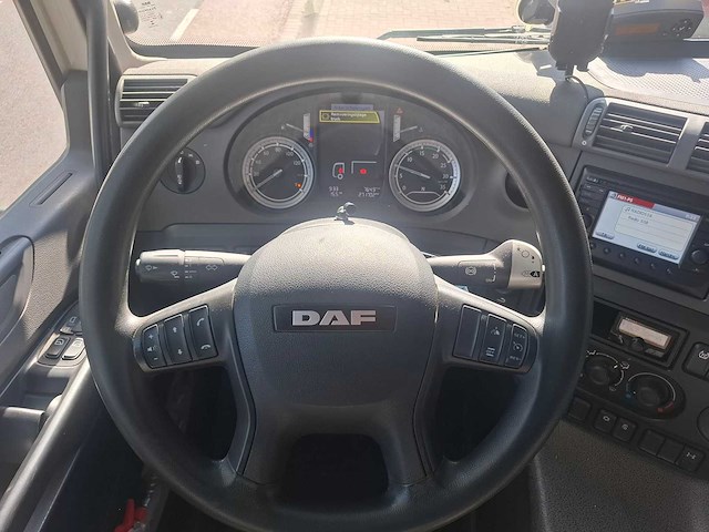 Daf - cf290 fa - vrachtwagen - 2017 - euro 6 - afbeelding 10 van  64