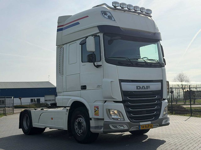 Daf - xf 460 ft - retarder - 94-bjp-4 - 2017 - vrachtwagen - afbeelding 13 van  24