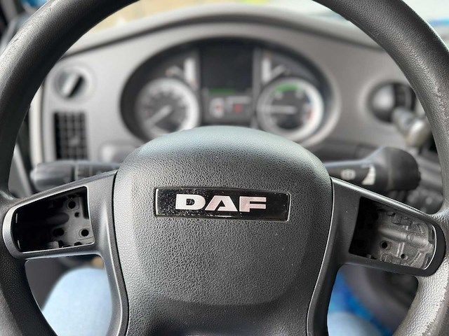Daf - xf 460 ft - show truck - vol interior - 2014 - 71-bfg-2 - vrachtwagen - nl truck - afbeelding 4 van  22