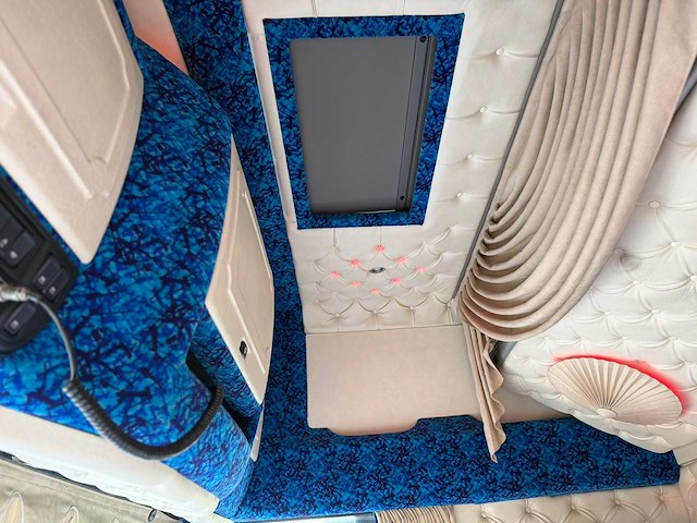 Daf - xf 460 ft - show truck - vol interior - 2014 - 71-bfg-2 - vrachtwagen - nl truck - afbeelding 10 van  22