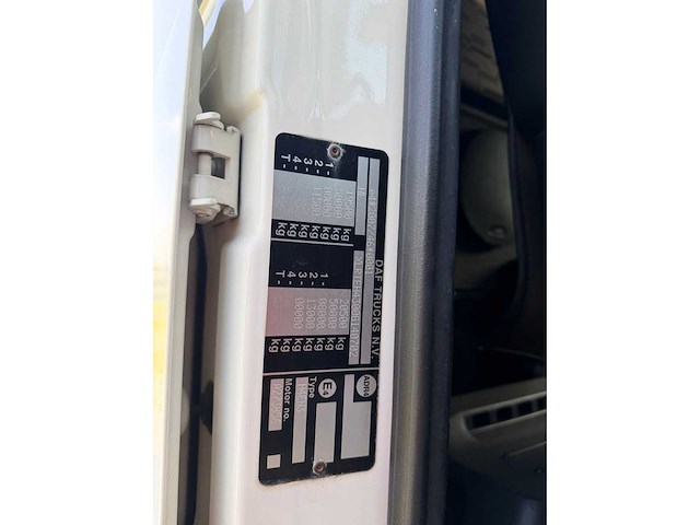 Daf - xf 510 - retarder - blad / lucht - 2 tanks - alcoa - 2017 - vrachtwagen - afbeelding 20 van  27